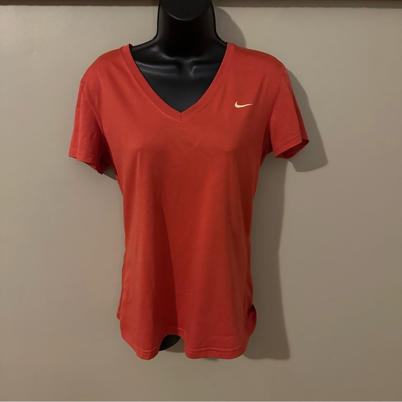 Nike Dri-Fit Top - Picture 3 of 6